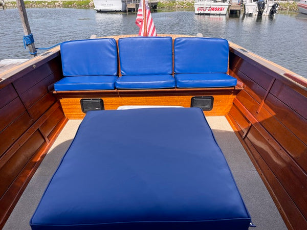 1963 Lyman 25' Sleeper