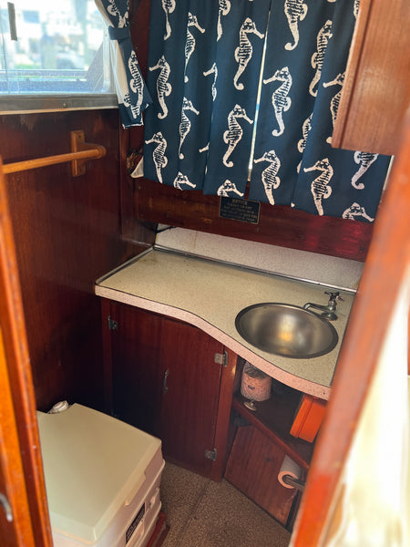 1972 Lyman 30' Islander Sedan (Price Reduced)