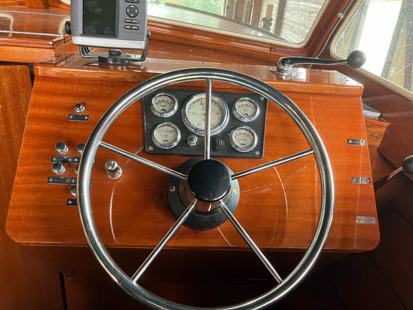 1967 Lyman 26' Sleeper